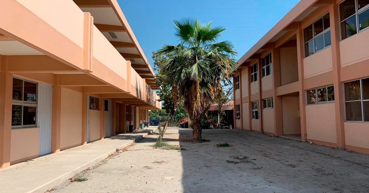 Reportan 80 % de avance en reconstrucción de preparatoria de Jojutla