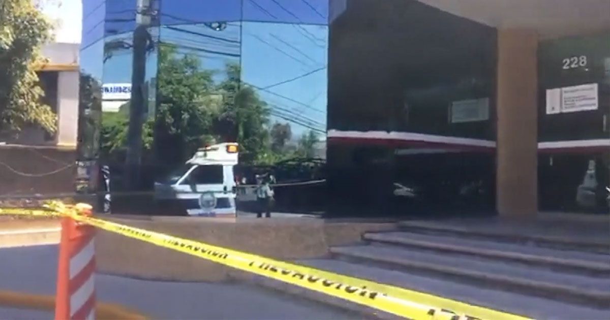 Balean oficinas del SAT en Cuernavaca
