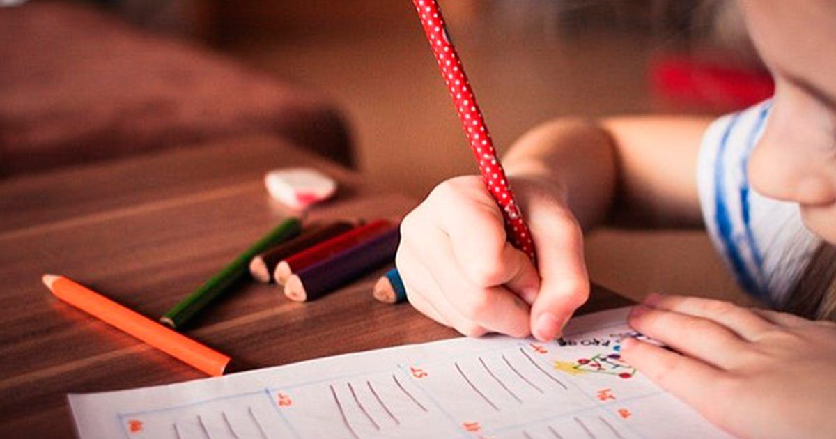 Colaborará IEBEM para atender a niños y niñas con problemas de aprendizaje
