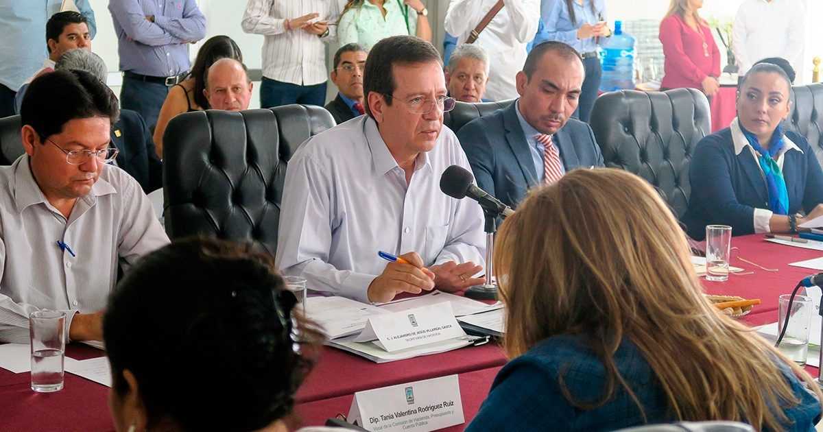 Comparece secretario de Hacienda ante el Congreso de Morelos