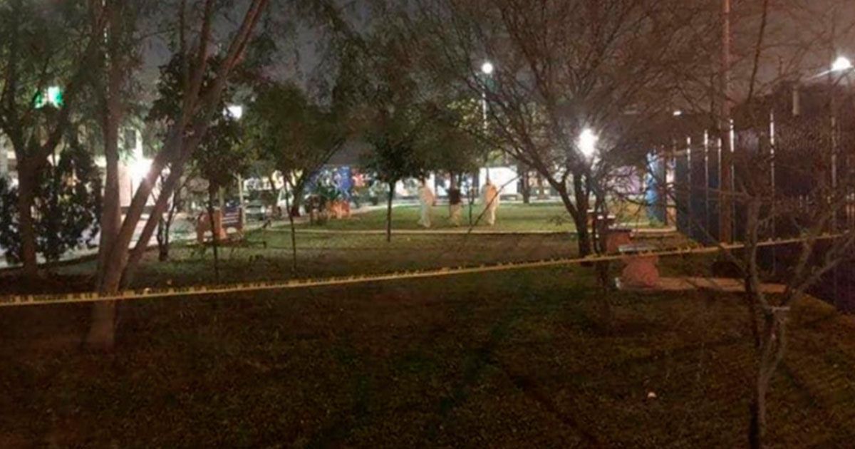 Mujer balea a hombre en Nuevo León