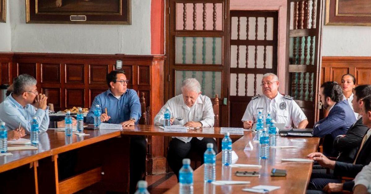 Autoridades de seguridad se reúnen con Obispo de Cuernavaca