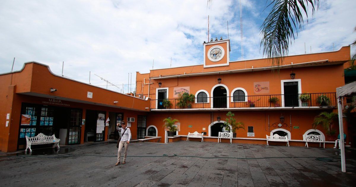 Sin seguro empleados del Ayuntamiento de Temixco