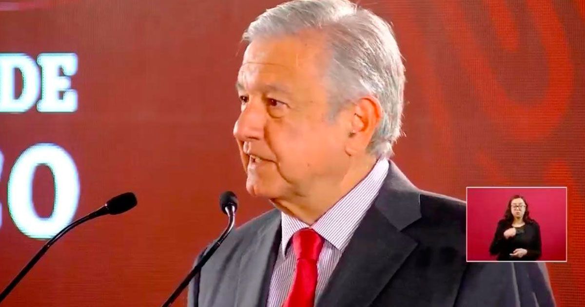 AMLO asegura rescatará a Pemex y CFE