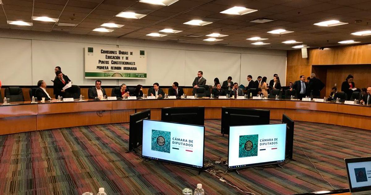 Suspenden discusión de Reforma Educativa