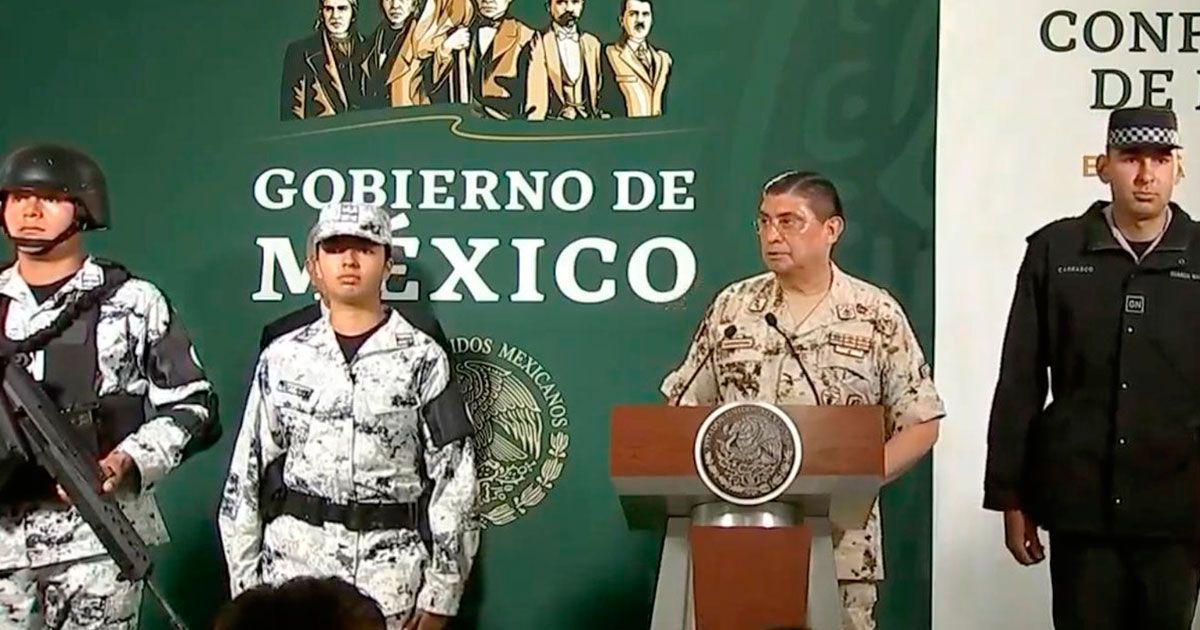 Presentan uniformes de la Guardia Nacional