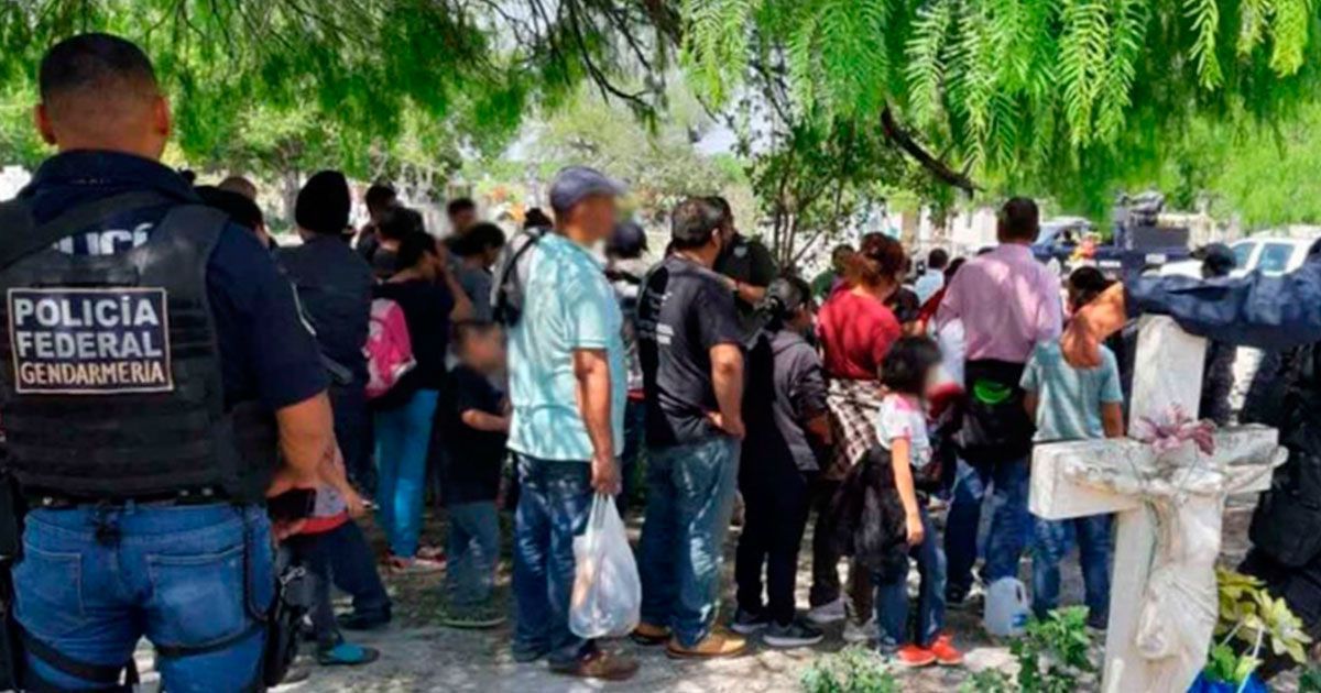 Policías rescatan a migrantes en Tamaulipas