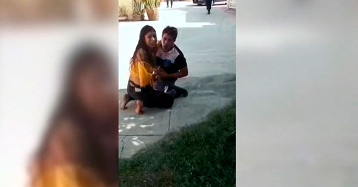 Mujer acuchilla a su pareja y después se arrepiente