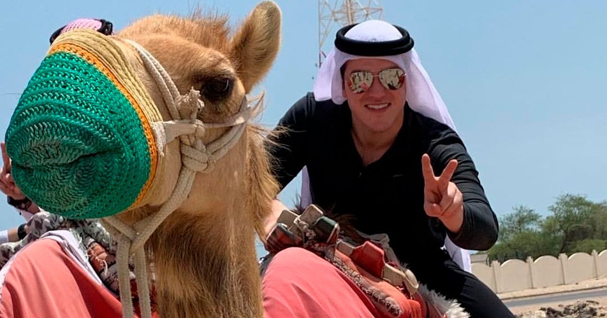 Asegura senador que viaje a Qatar costó ¡20 mil pesos!