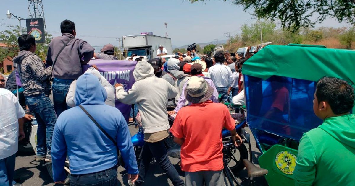 Exigen en Xoxocotla reconocimiento del Concejo Municipal