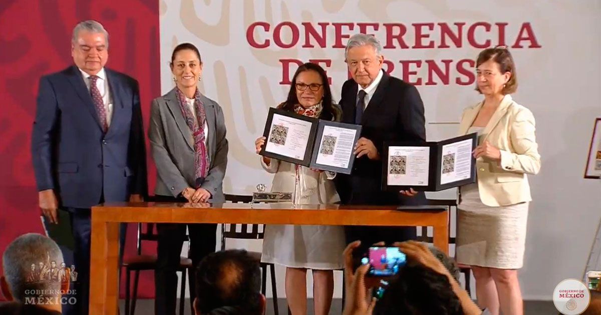 AMLO presenta boletos conmemorativos a Zapata
