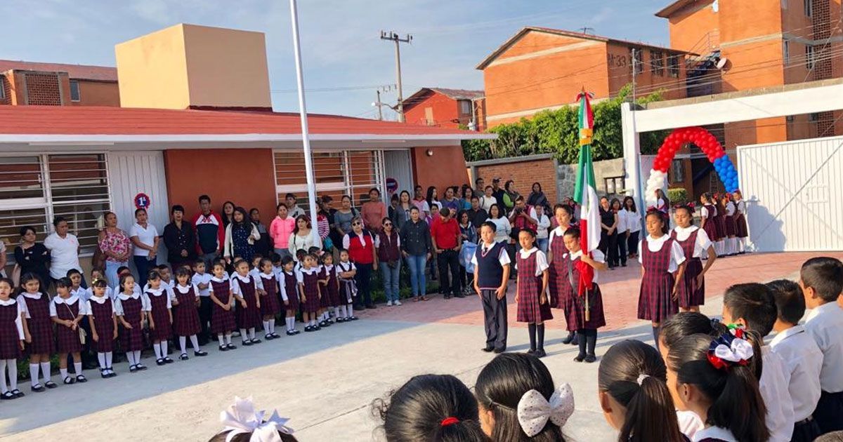 Por incendios suspenden actividades al aire libre en escuelas de Morelos
