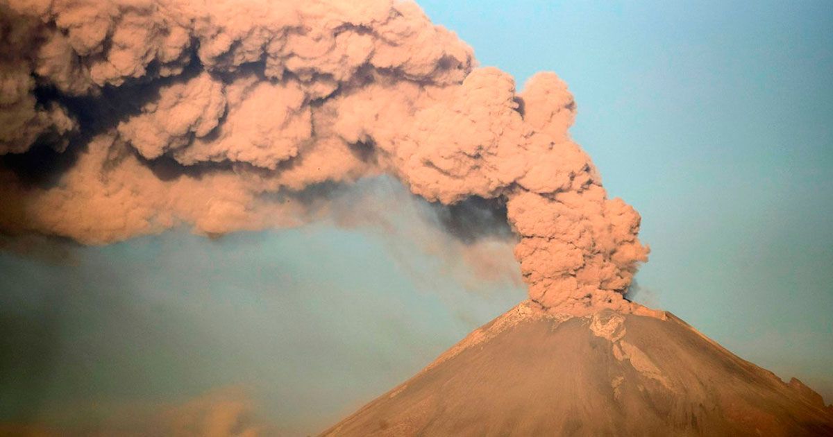 Piden estar atentos ante actividad del volcán Popocatépetl