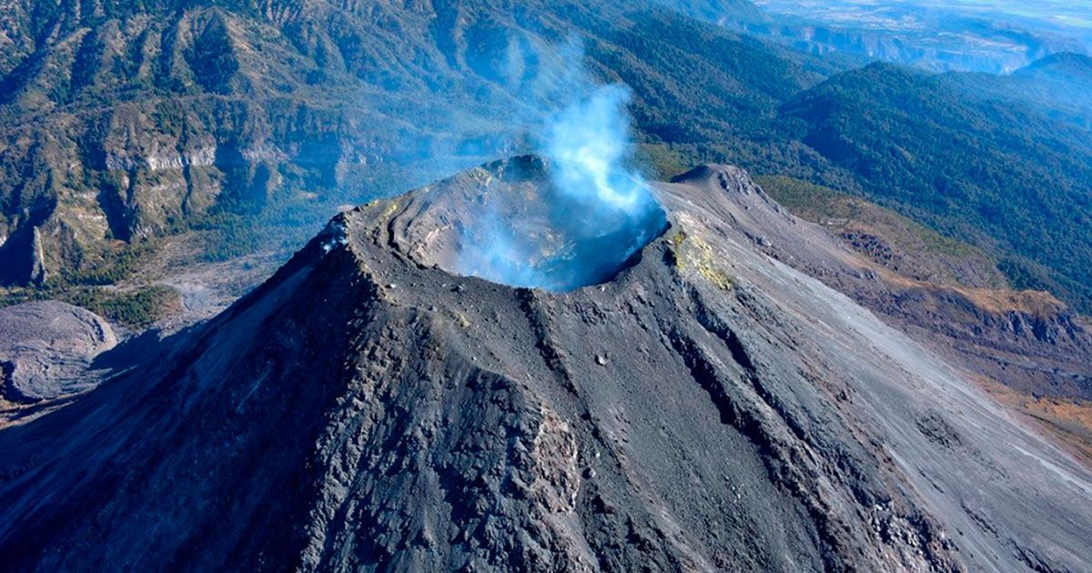 Alerta en el volcán de Colima