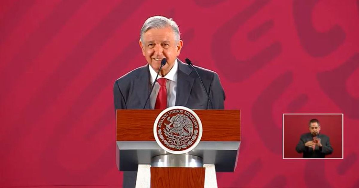 Presenta AMLO plan financiero para Pemex