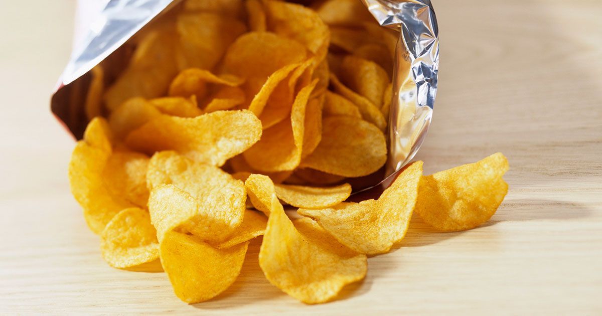Contemplan ajustar impuestos a comida chatarra