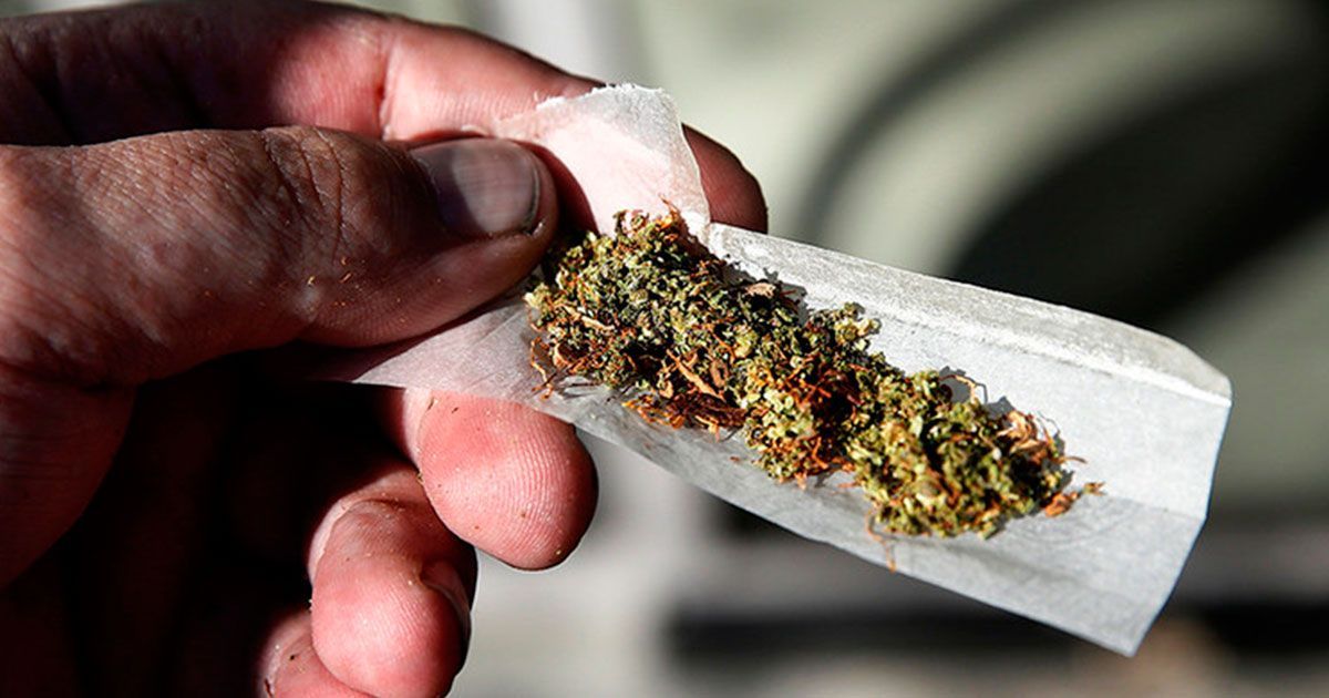 Hombres y mujeres consumen droga por igual