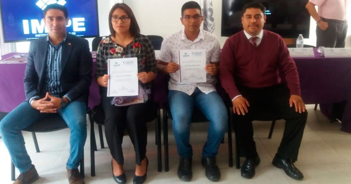 Alumnos del Conalep obtienen reconocimiento
