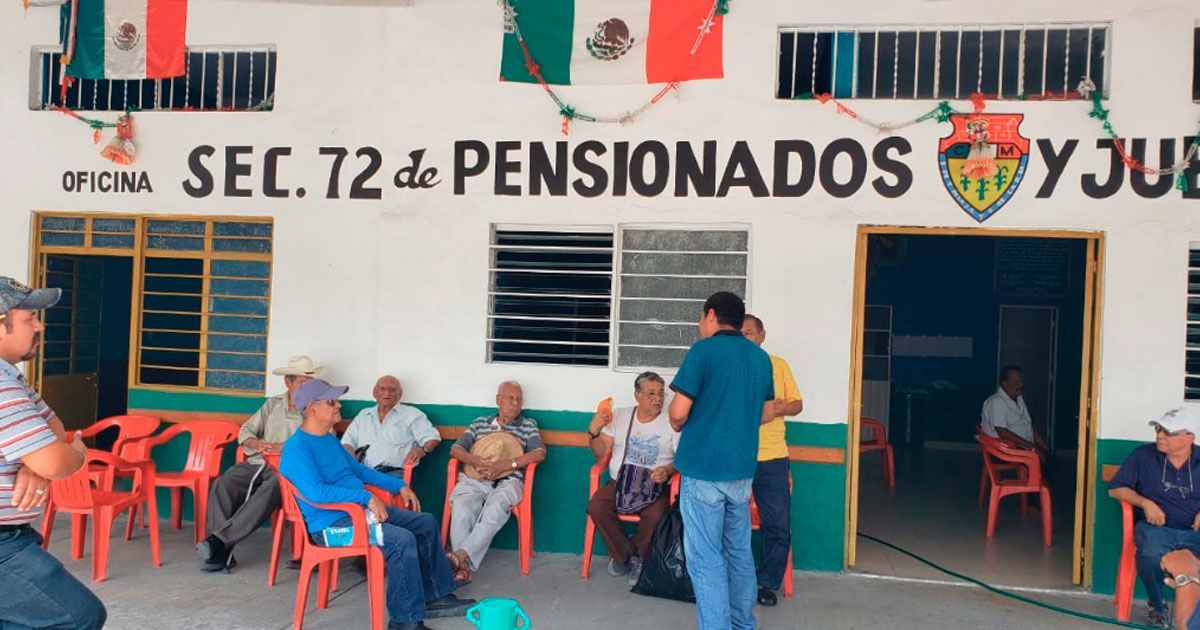 Continúan juicio pensionados y jubilados del ingenio en Zacatepec