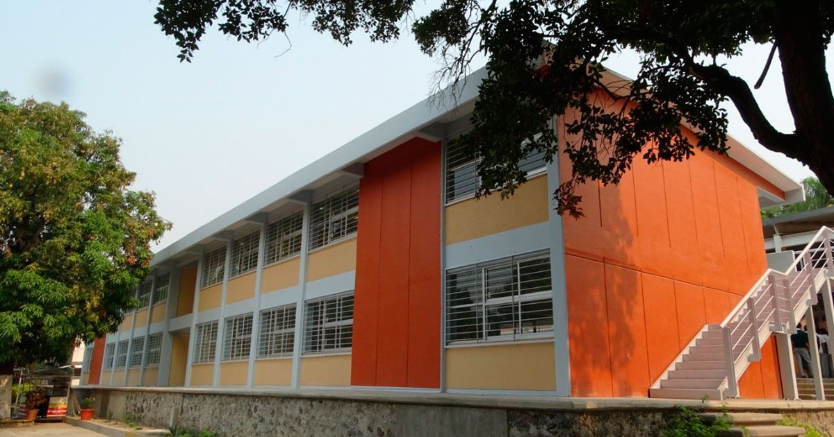 Entregan secundaria reconstruida en Emiliano Zapata