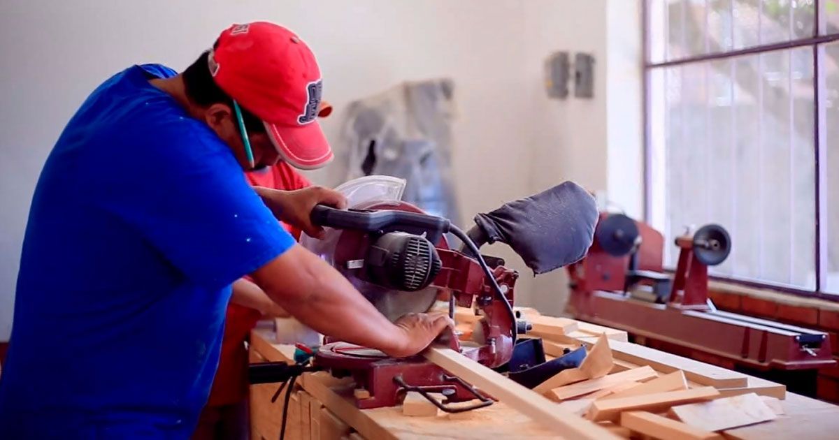 Otorgarán capital semilla para migrantes, artesanos indígenas y jefas de familia