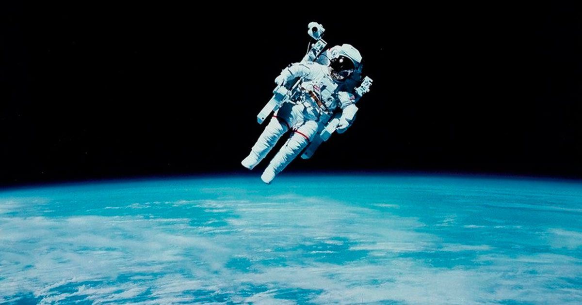 Sería posible reproducir humanos en el espacio