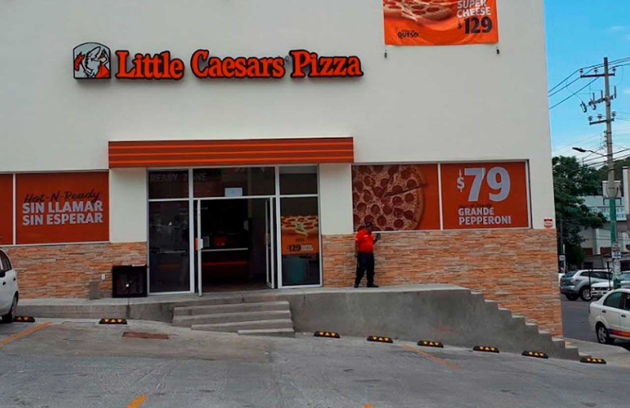 Asaltan pizzería en Cuernavaca