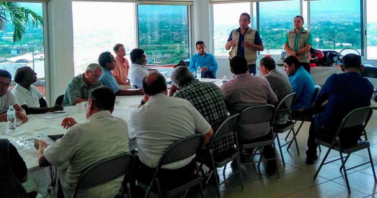 Se reúne la Iglesia con autoridades para trabajar por la seguridad