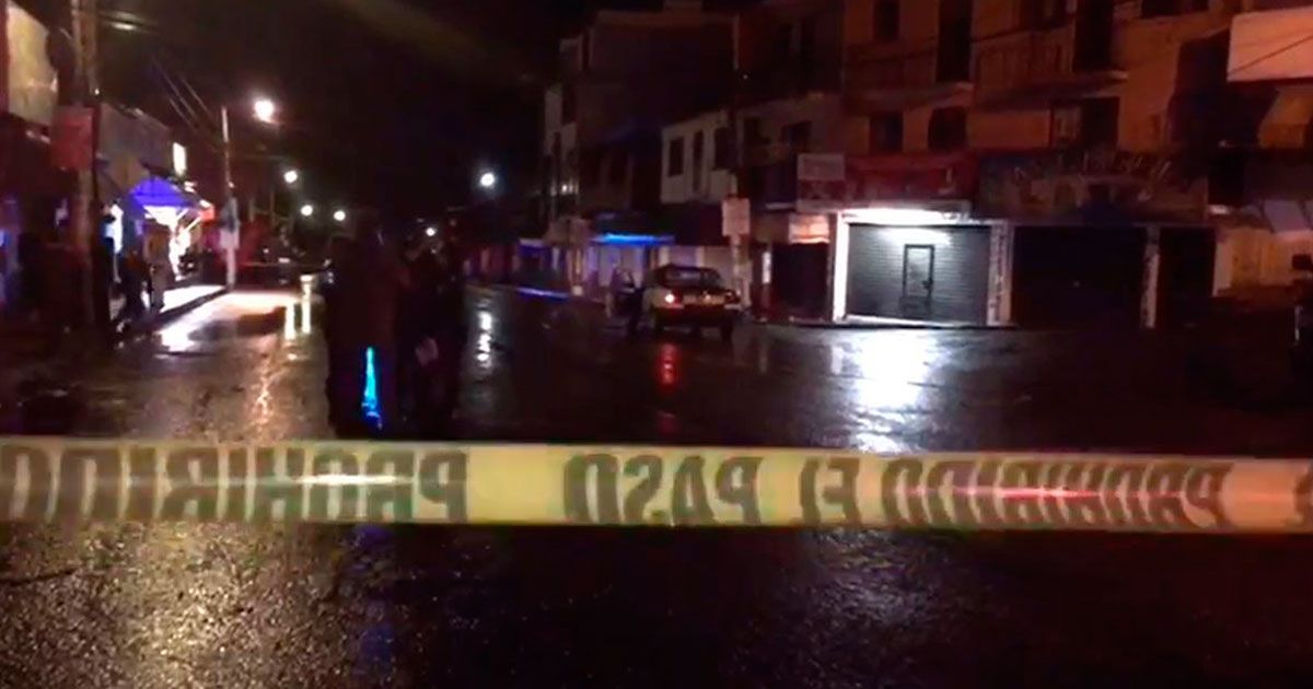 Matan a hombre en avenida Universidad