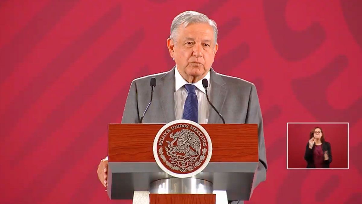 Presentan lote de joyas que subastará Gobierno en Los Pinos