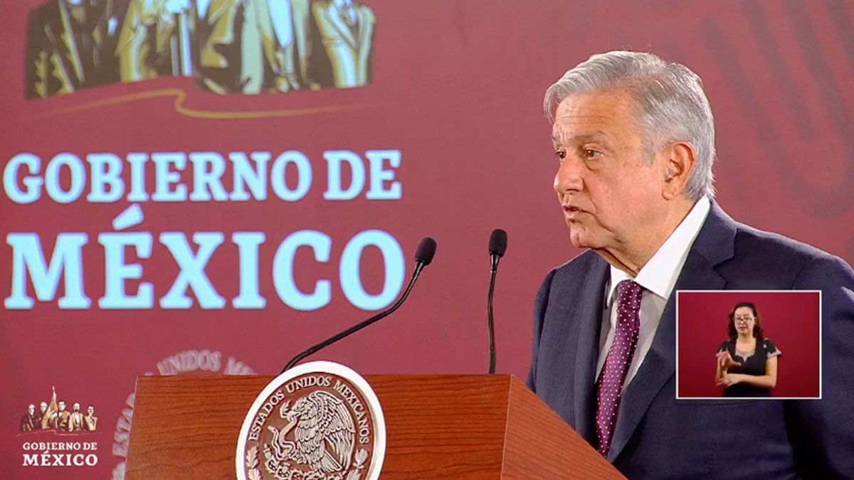 Promete AMLO ayuda a estudiantes del país