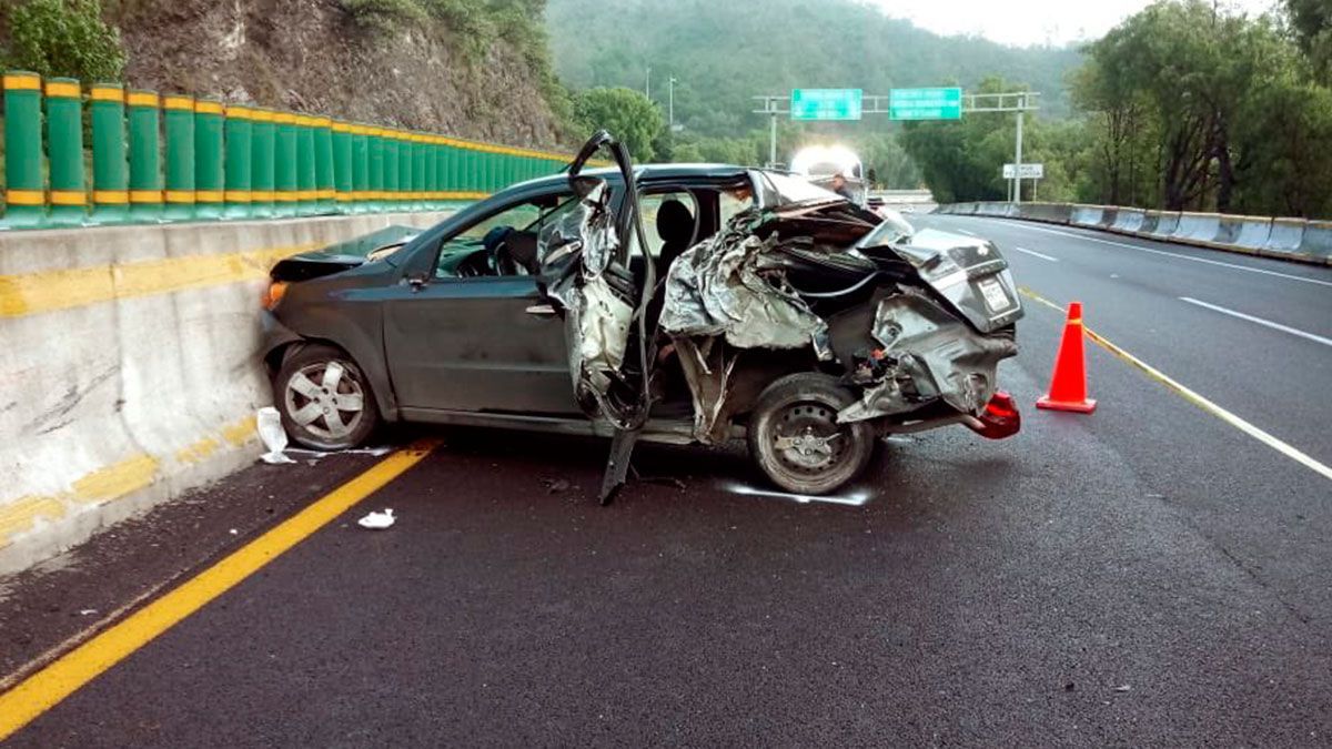 Deja dos muertos accidente en la México-Cuernavaca