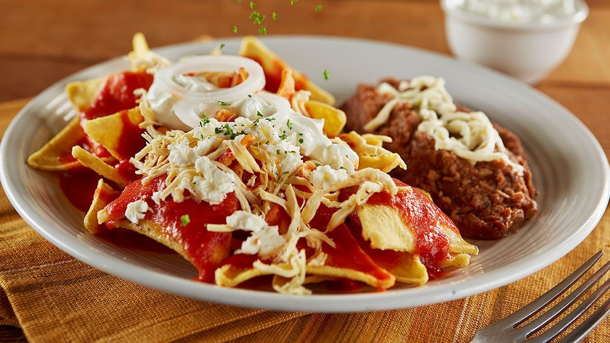 Se intoxican 60 personas por comer chilaquiles en Cancún