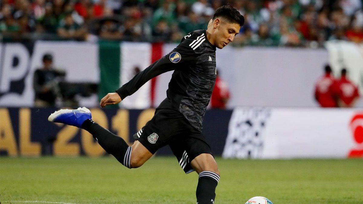 Edson Álvarez, nueva adquisición del Ajax