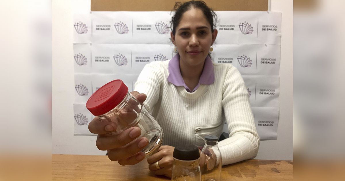 Recolectan frascos de vidrio para una buena causa