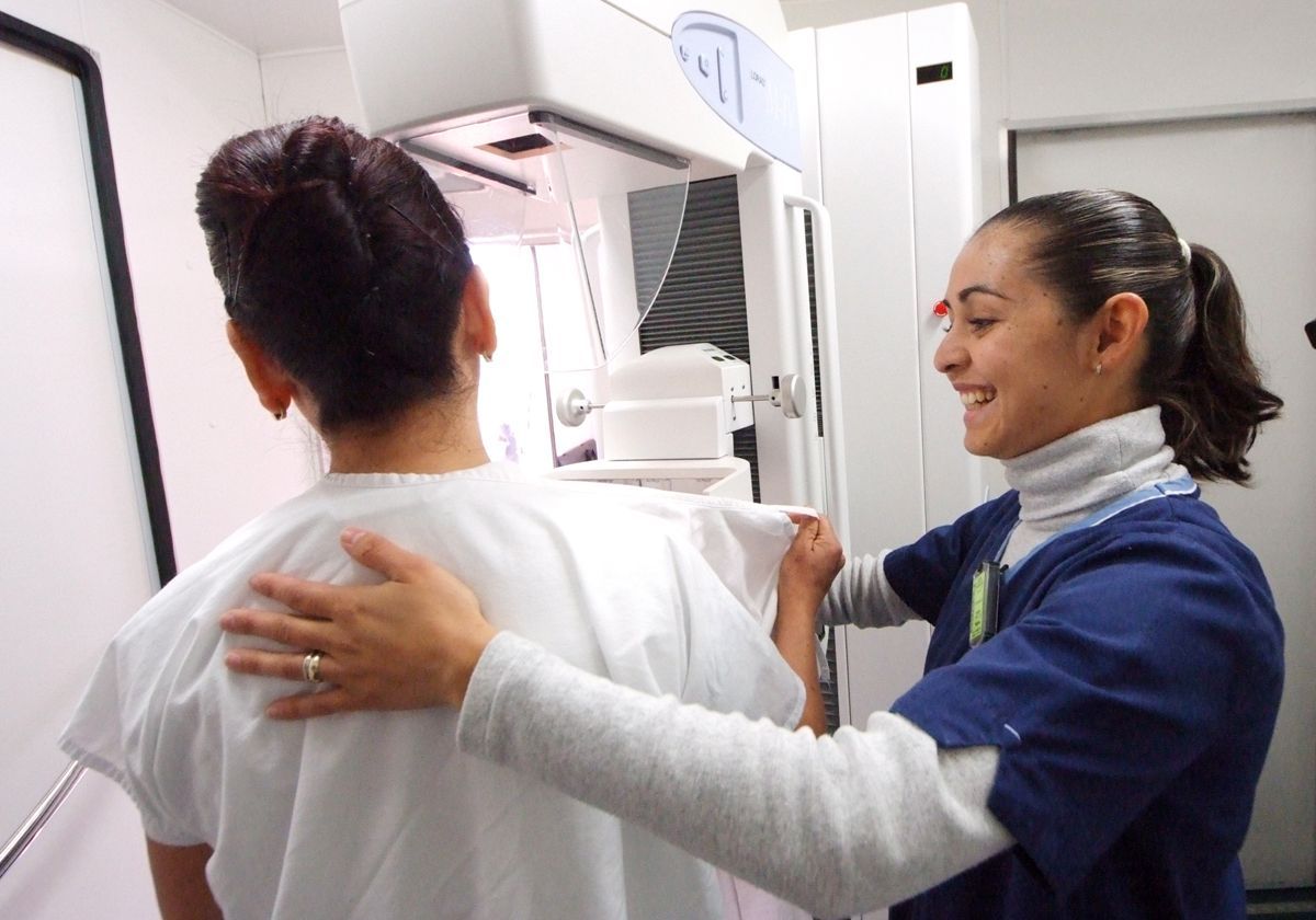 Buscan realizar mastografías a partir de los 35 años