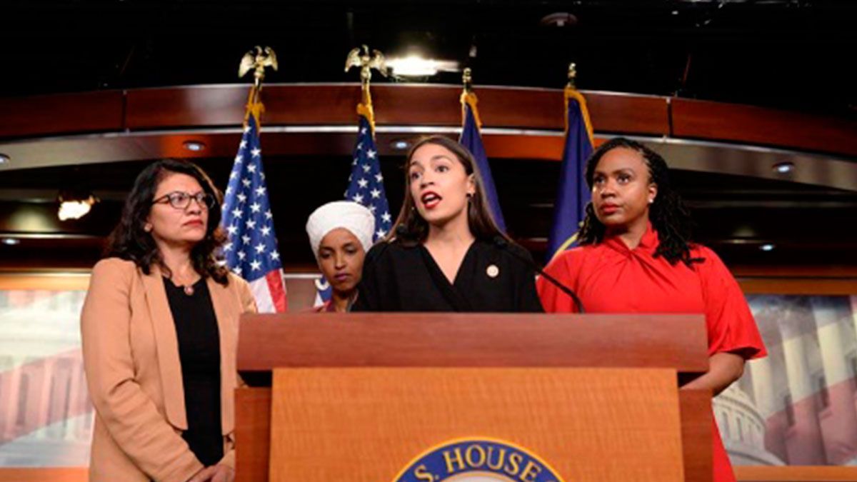 Asegura Trump no ser racista