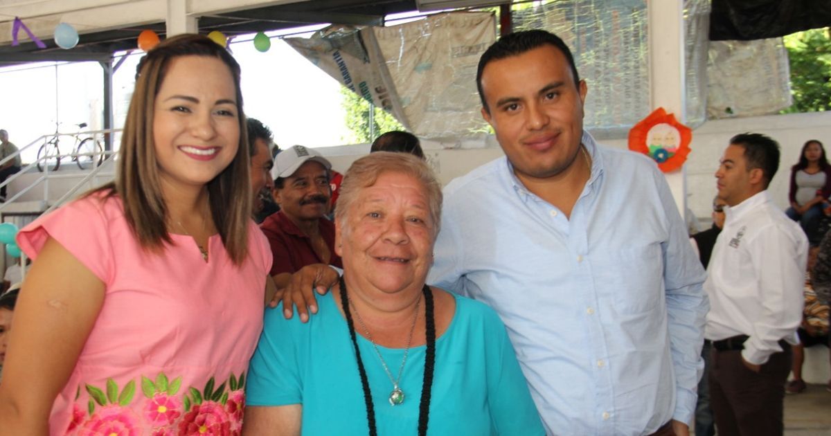 Celebran a los adultos mayores en Ayala
