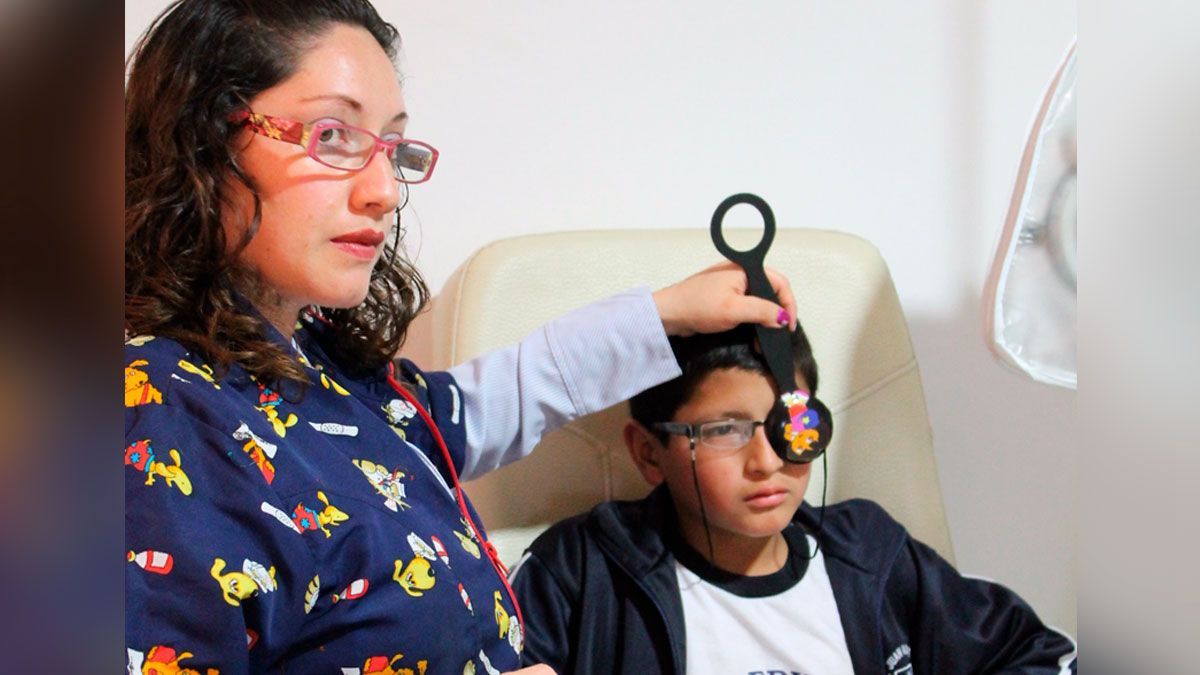 En este regreso a clases visita al oftalmólogo u optometrista