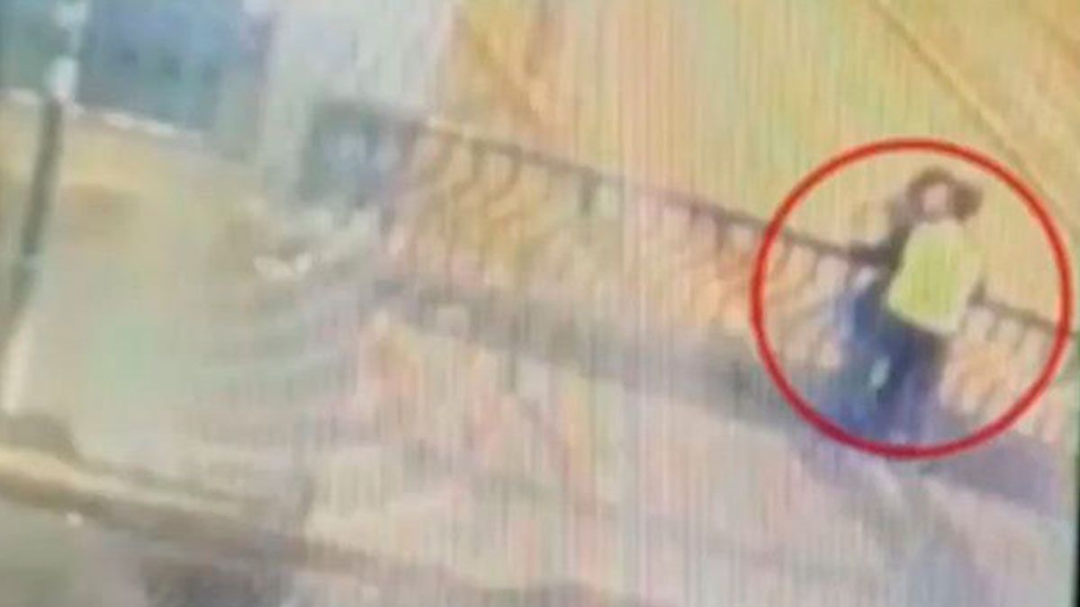 Pareja muere al caer de puente mientras se demostraban amor