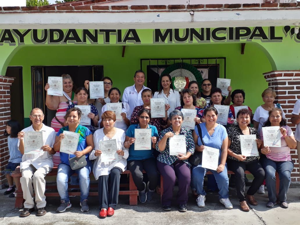 Clausuran cursos de capacitación para el trabajo en Ayala