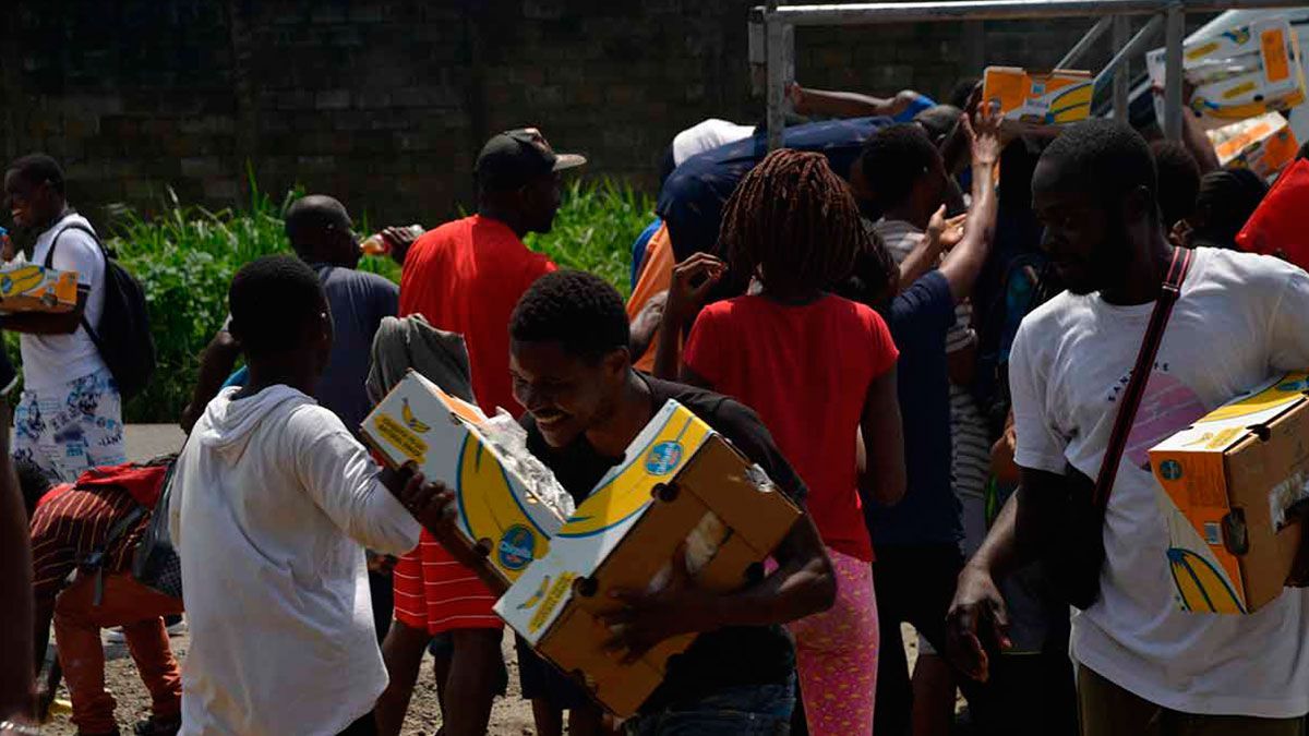 Migrantes africanos destrozan estación en Chiapas