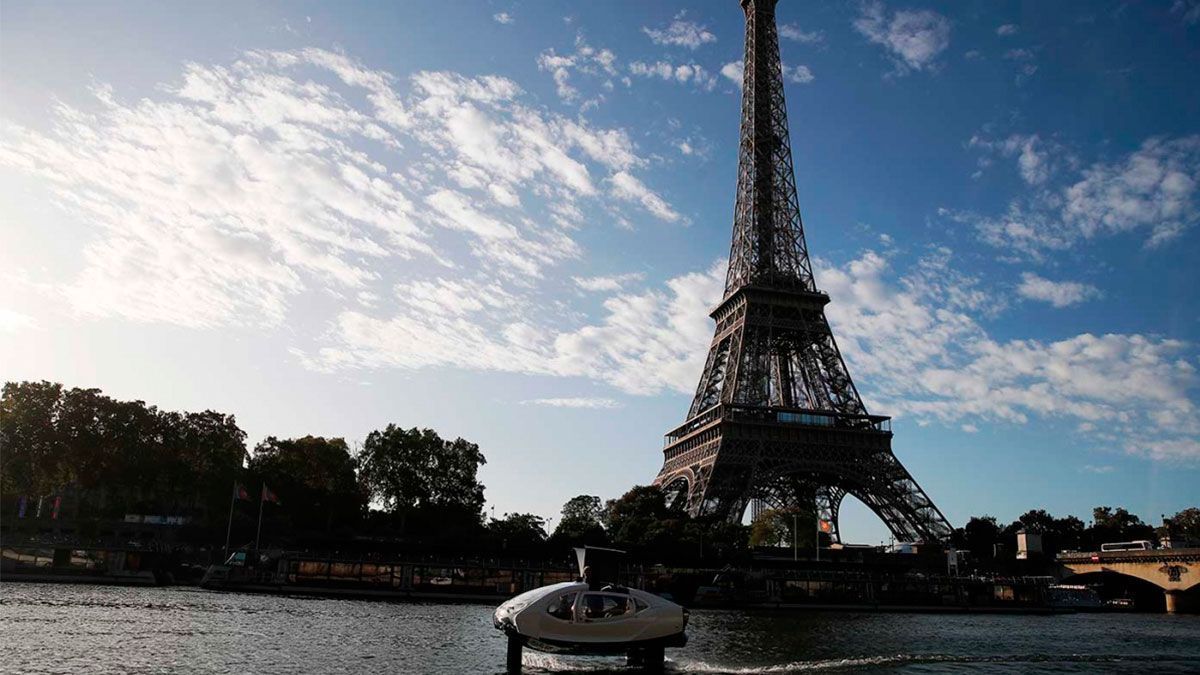 Presentan taxis acuáticos y voladores en París