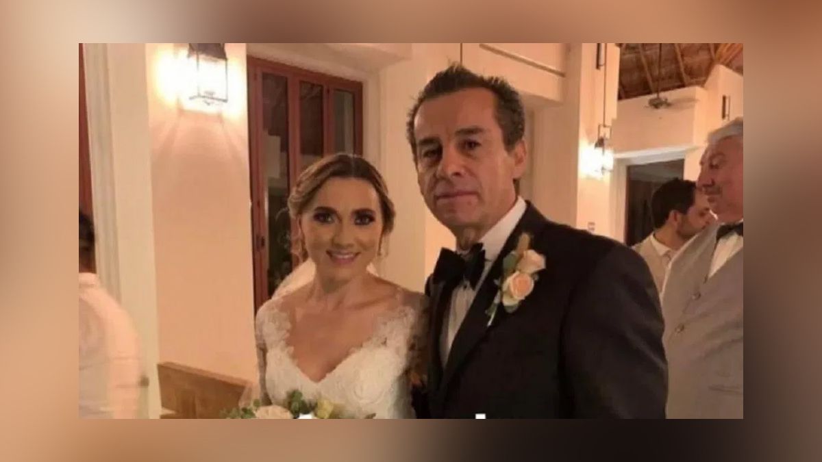Ex alcalde se casa con su nuera
