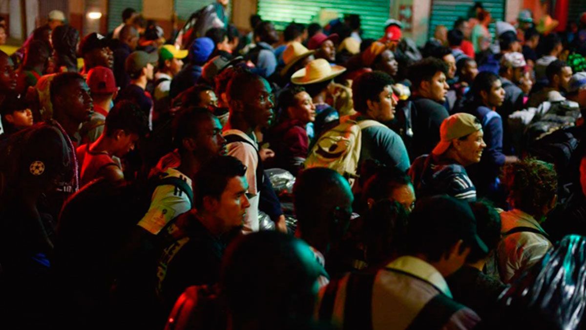 Regresan a 311 indios a su país