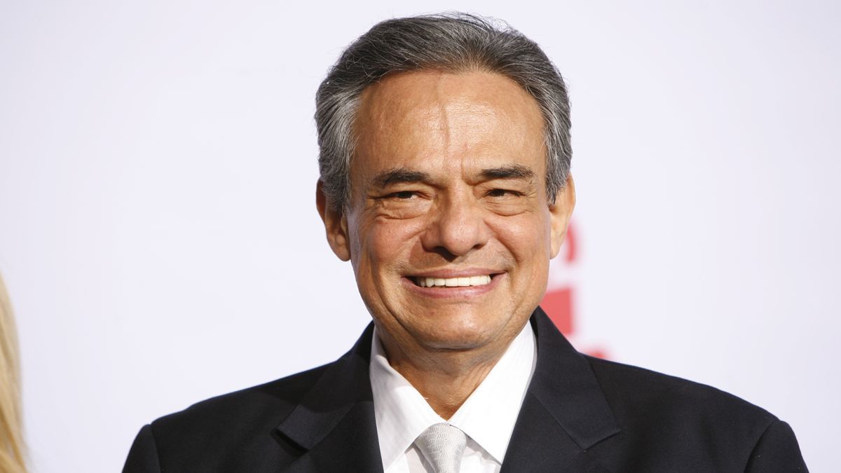 AMLO afirma que José José es de los mexicanos