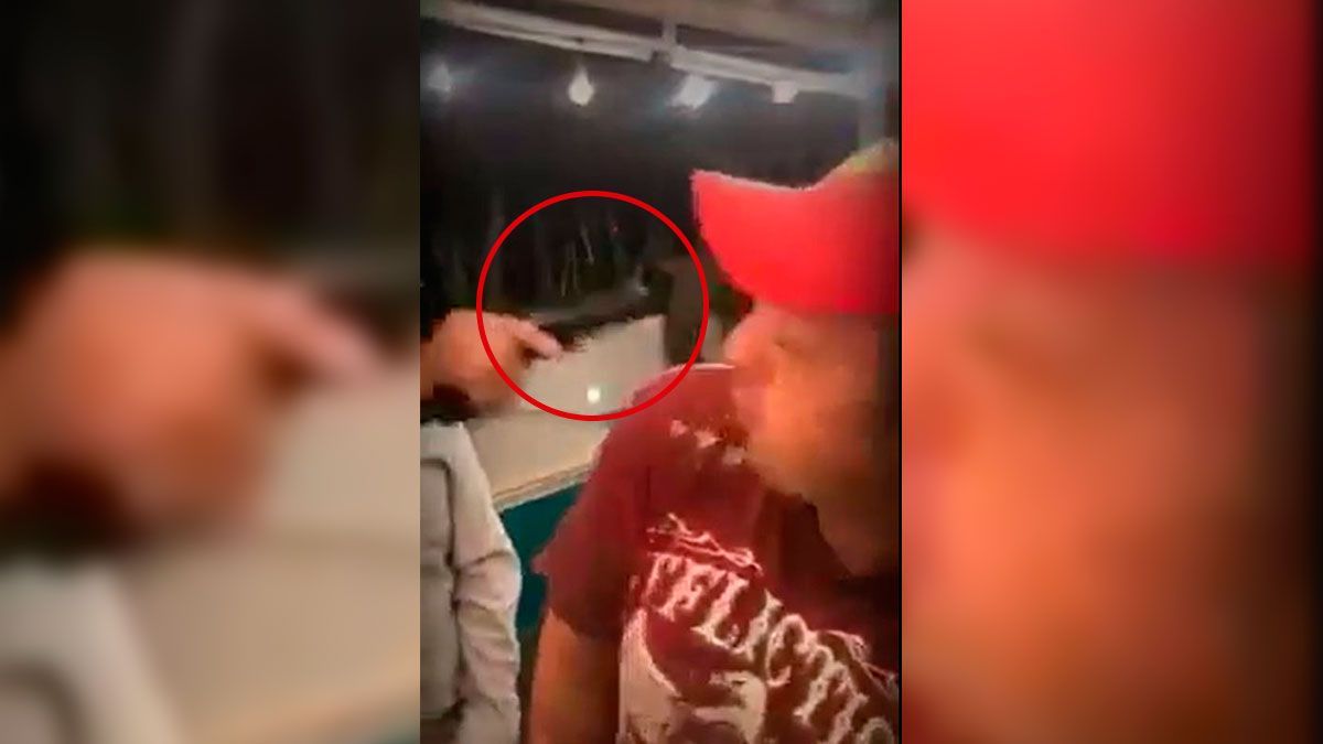 Funcionario en Teziutlán encañonana a ciudadano