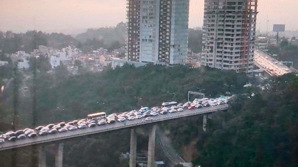 Protesta de taxistas colapsa a la CDMX