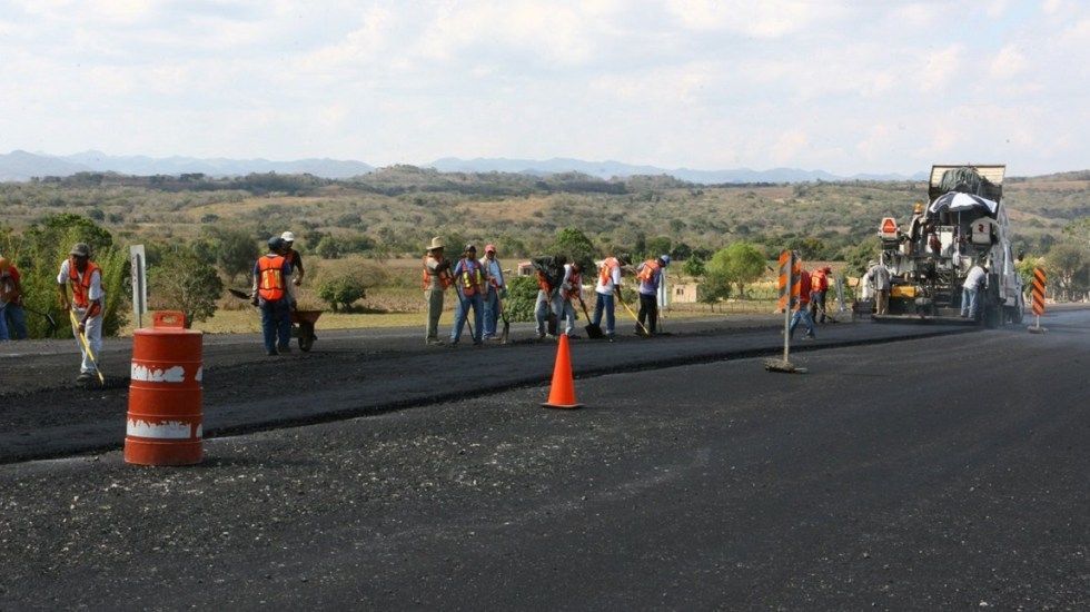 Condiciones de carreteras no corresponden a precios de casetas: CMIC