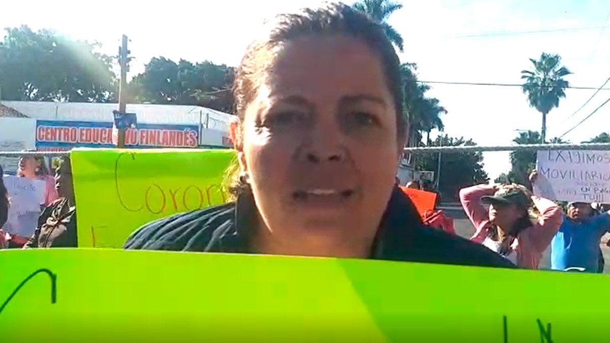 Acusan padres de familia de omisión a alcalde de Cuautla
